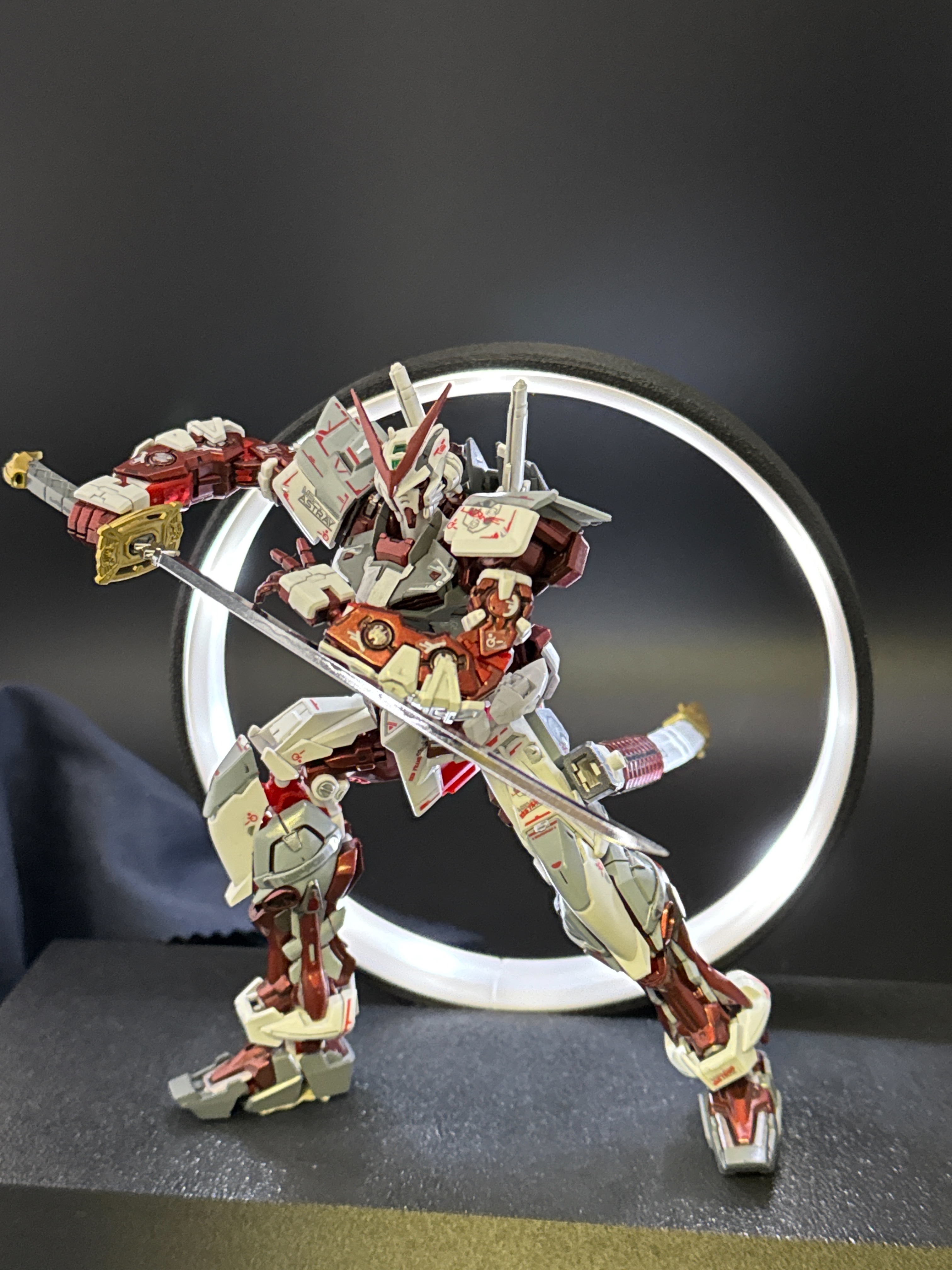 RG Astray Red Frame
